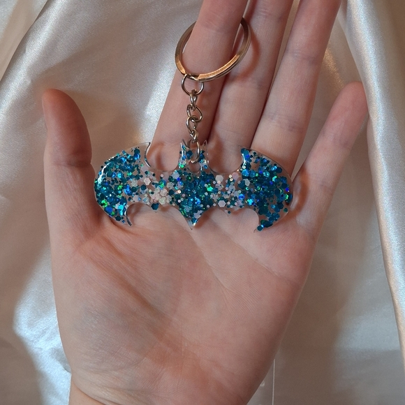 Bat Resin Keychain!! - Picture 4 of 4